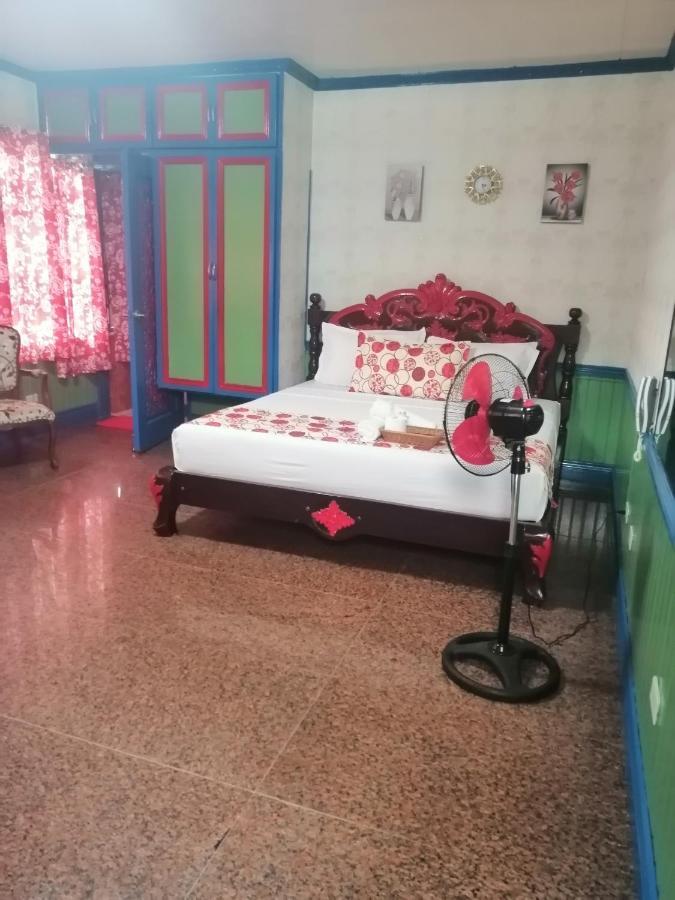 Sang Yoo Mountain View Tagaytay Bed And Breakfast - Taal Lake View Tagaytay City Εξωτερικό φωτογραφία