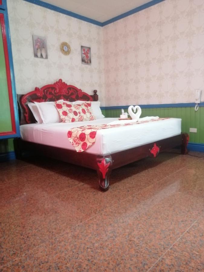 Sang Yoo Mountain View Tagaytay Bed And Breakfast - Taal Lake View Tagaytay City Εξωτερικό φωτογραφία